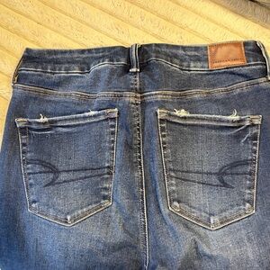 American Eagle Outfitters Dark Blue Skinny Jeans size 10 L Pocket Stitching